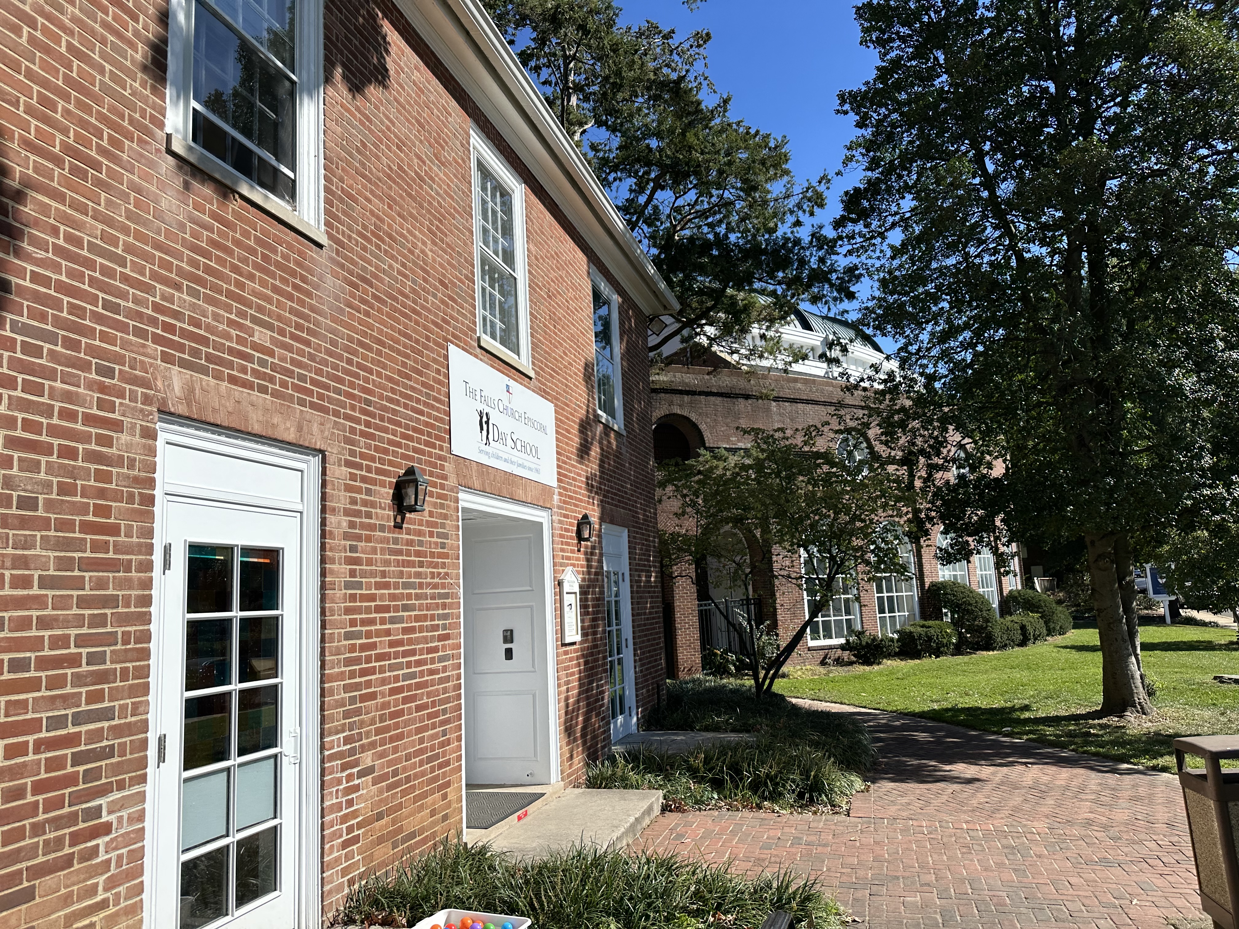 Buying a Home in Falls Church, VA: A Buyer’s Guide